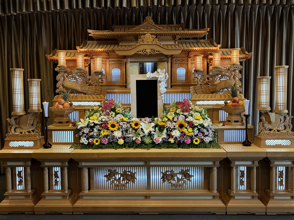 和音祭壇（ホール）桜.jpeg